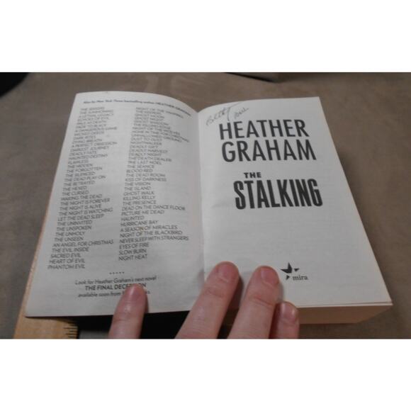 The Stalking by Heather Graham Paperback 2019 Krewe of Hunters #29 - Picture 4 of 8
